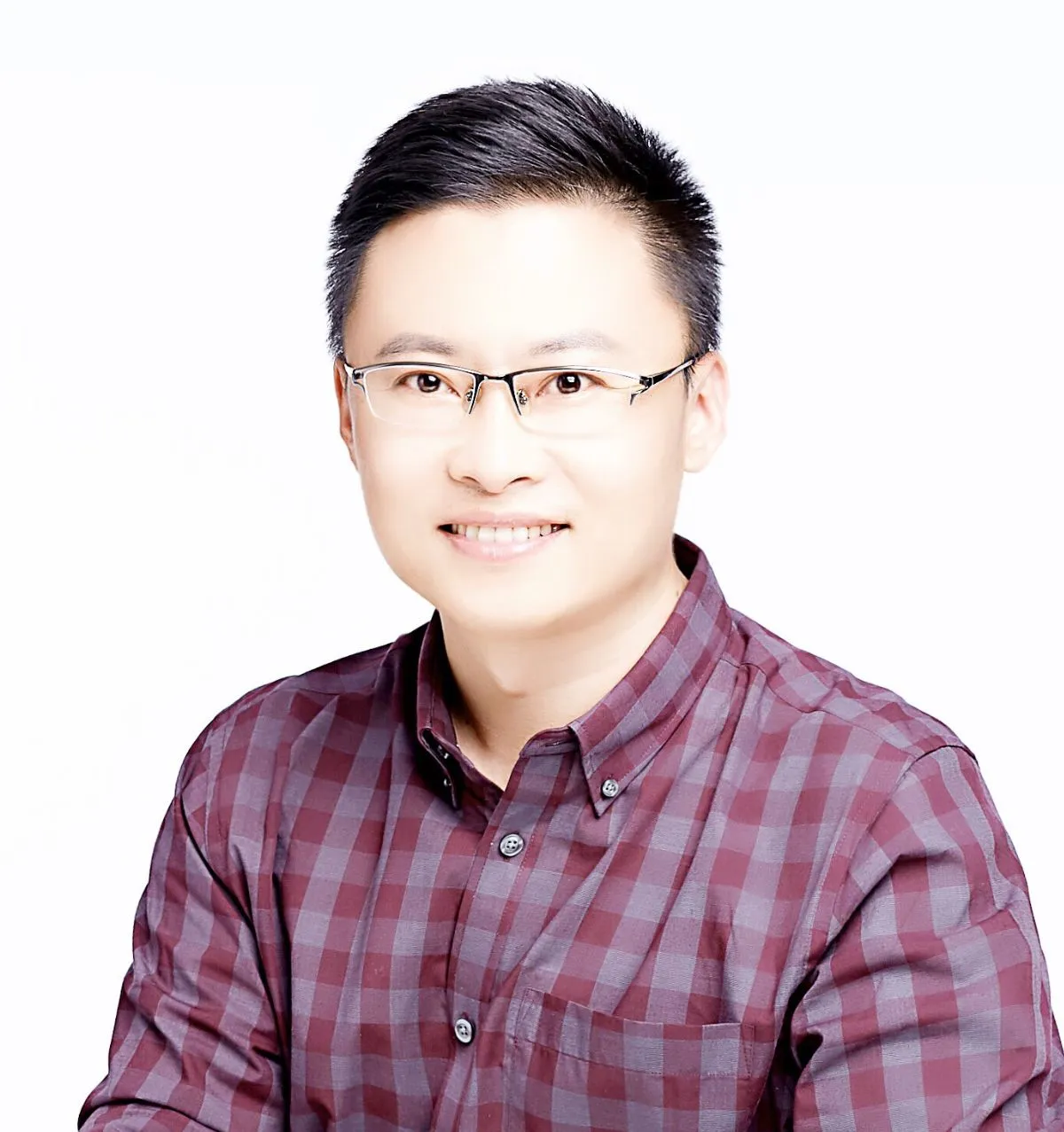 Elliott Liu headshot